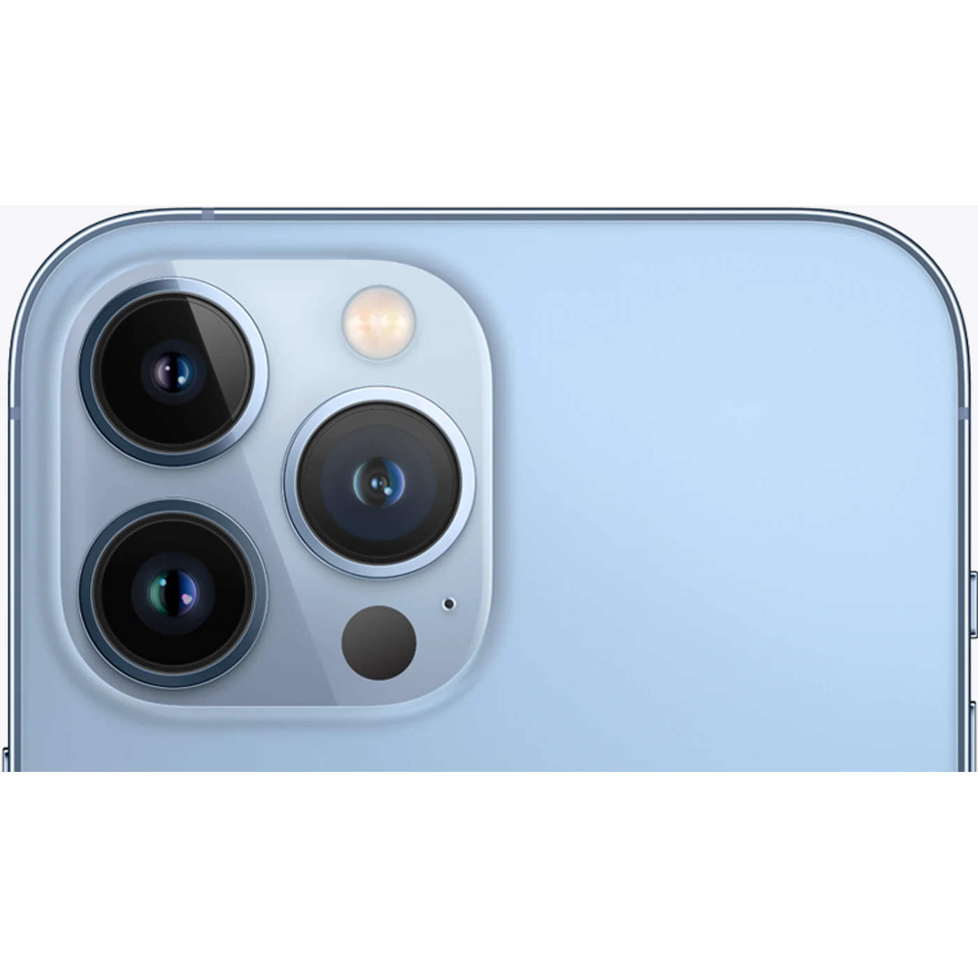 iPhone 13 Pro Max Azul sierra, detalle posterior oficial; visual de referencia, no inventario confirmado de Tecno Express