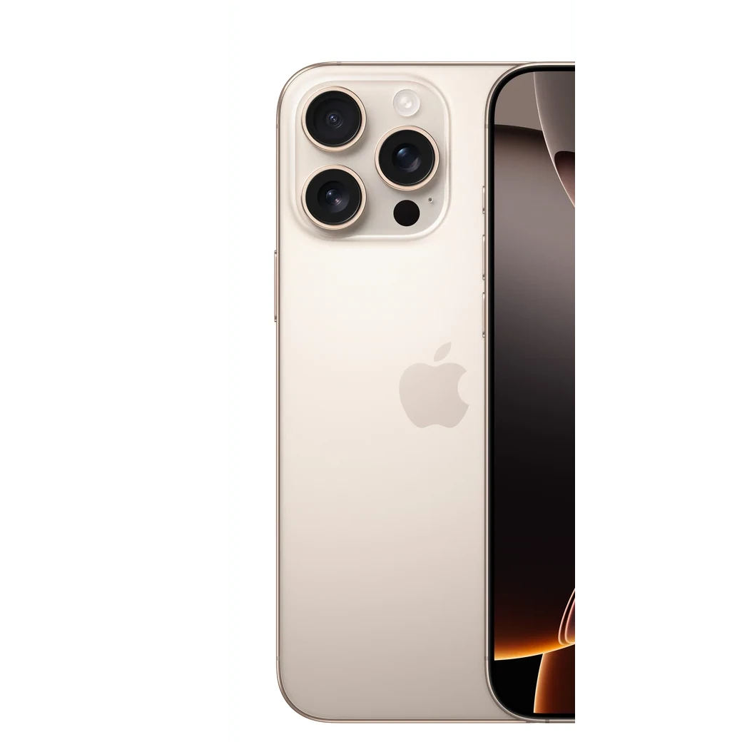 iPhone 16 Pro Max Titanio del desierto, detalle posterior oficial; visual de referencia, no inventario confirmado de Tecno Express
